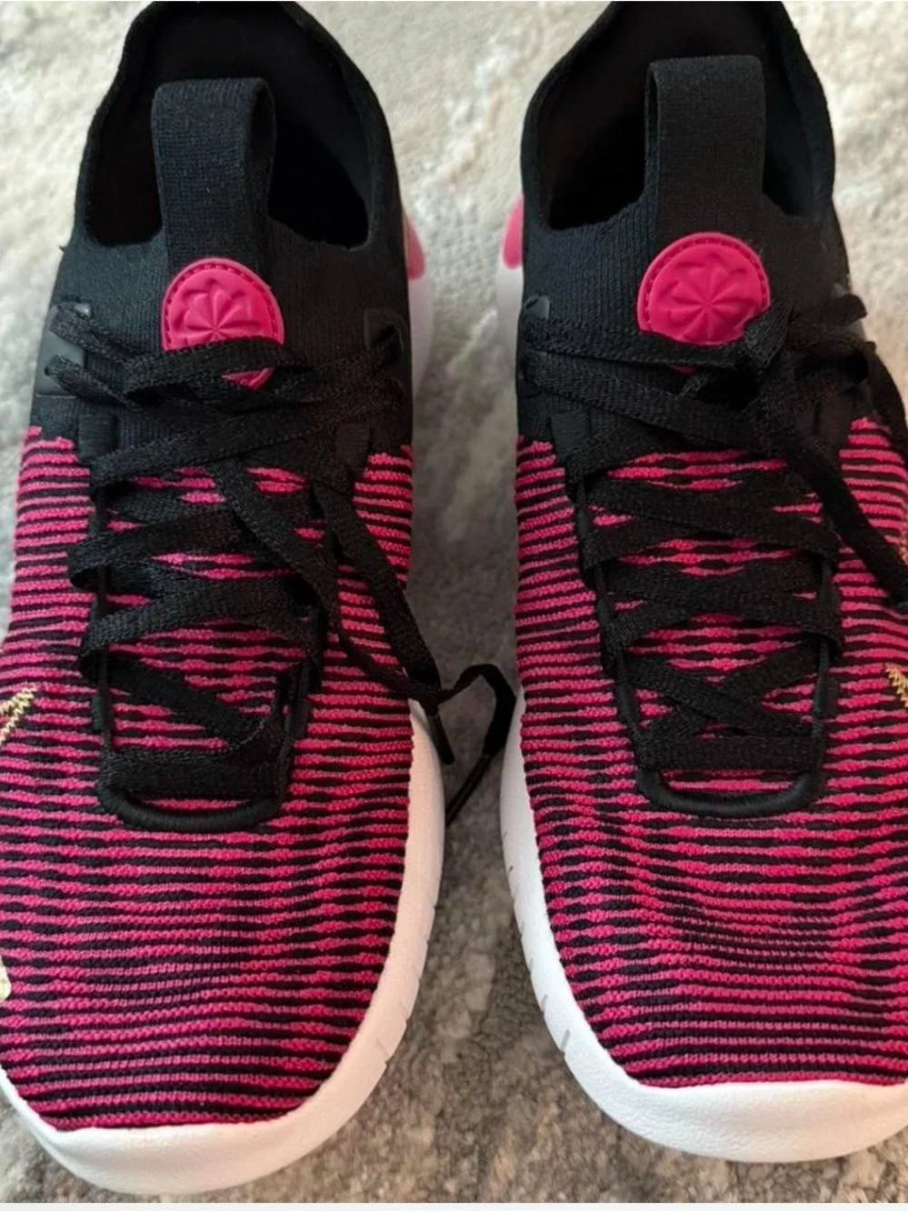 Nike breathable black